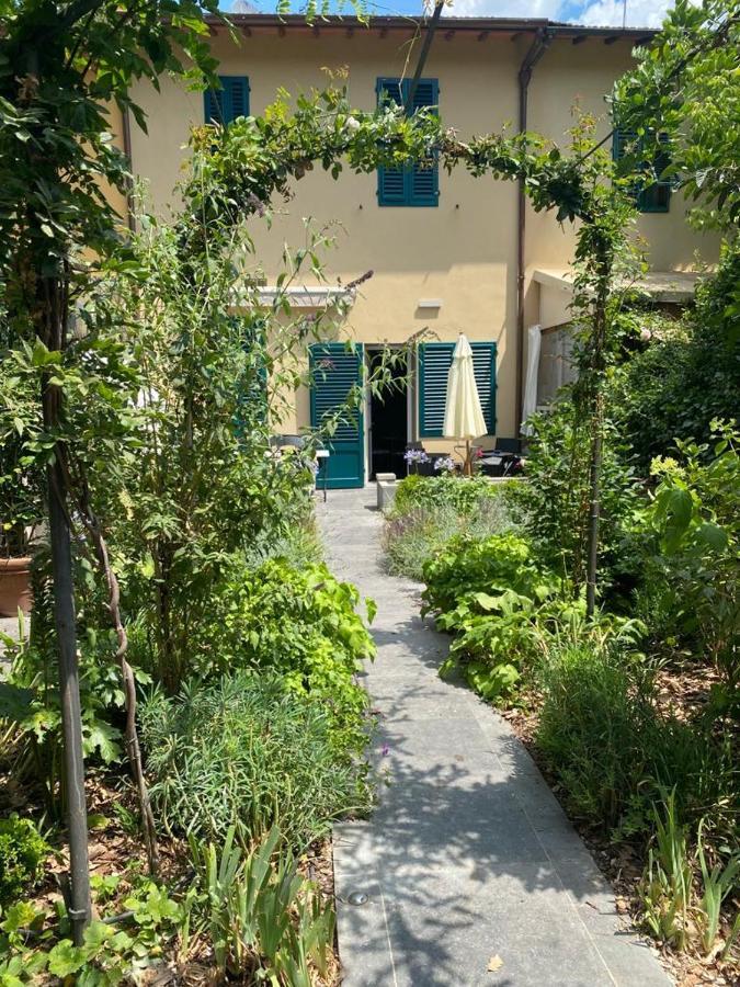 Charming Apt In San Frediano Appartement Florence Buitenkant foto